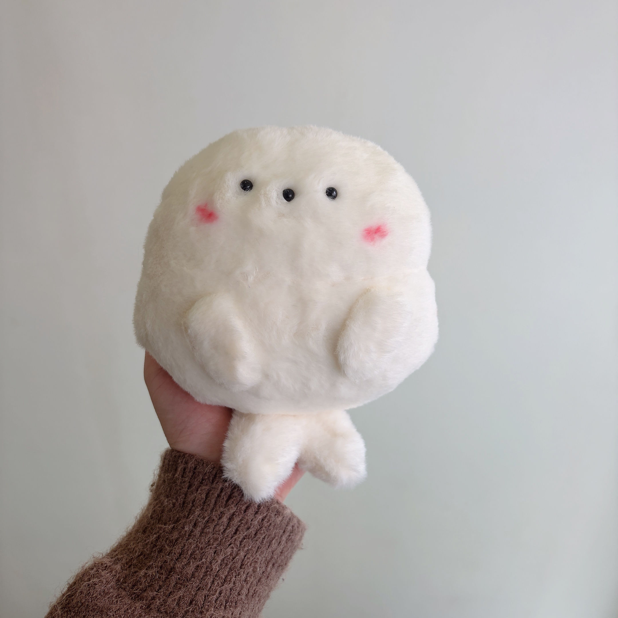 litfurries - WHITE SEAL PUP PLUSH Front View