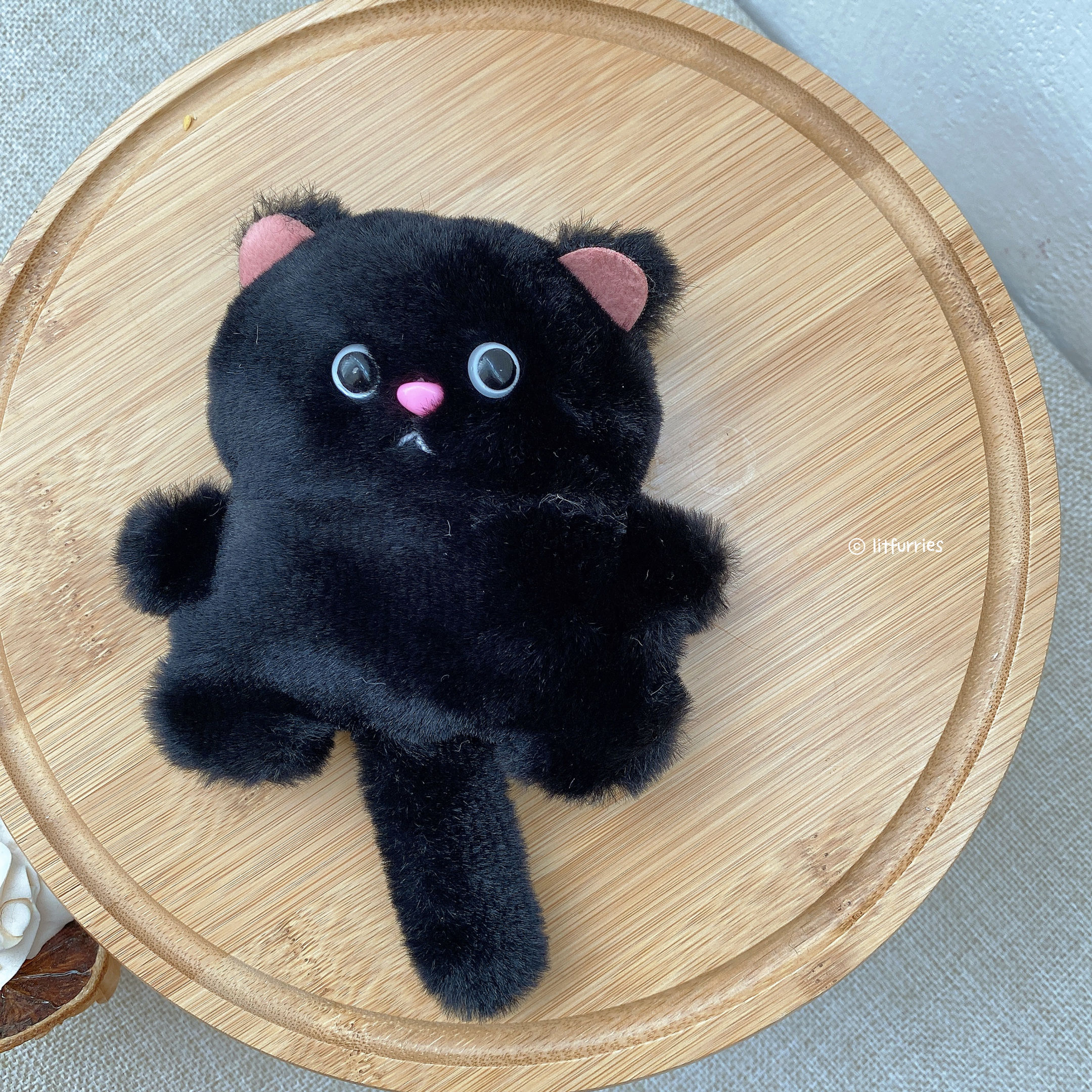 BLACK CAT AIRPODS CASE COVER