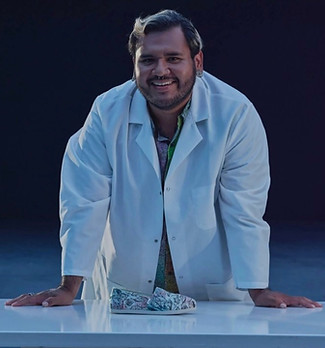 Kelvin Lopze Headshot.jpg