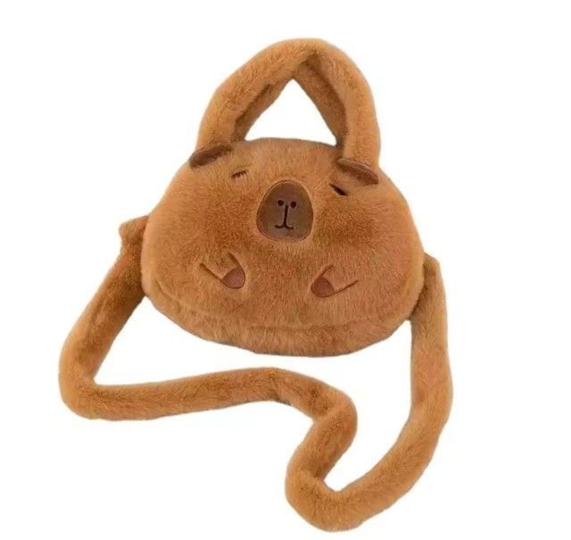 Bolsa de Pelúcia Capivara - Alça Longa e Macia