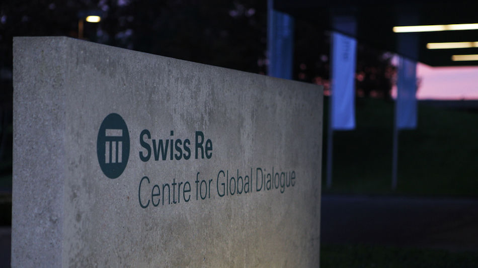 Swiss Re is Hiring Analysts !!!