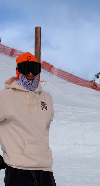 snow snowboarder skier ski snowboard snowboarding skiing winter fashion snowwear skiwear seasonal