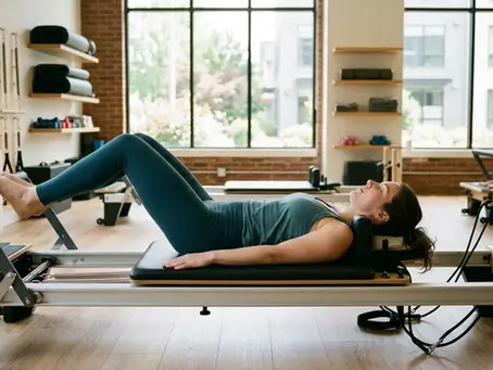 Pilates Reformer et stress : pourquoi cette méthode agit aussi sur votre mental