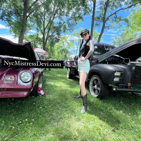 Rochester! I arrive tomorrow! 

Beg for Daddy.  I am taking in calls 6/17-6/21