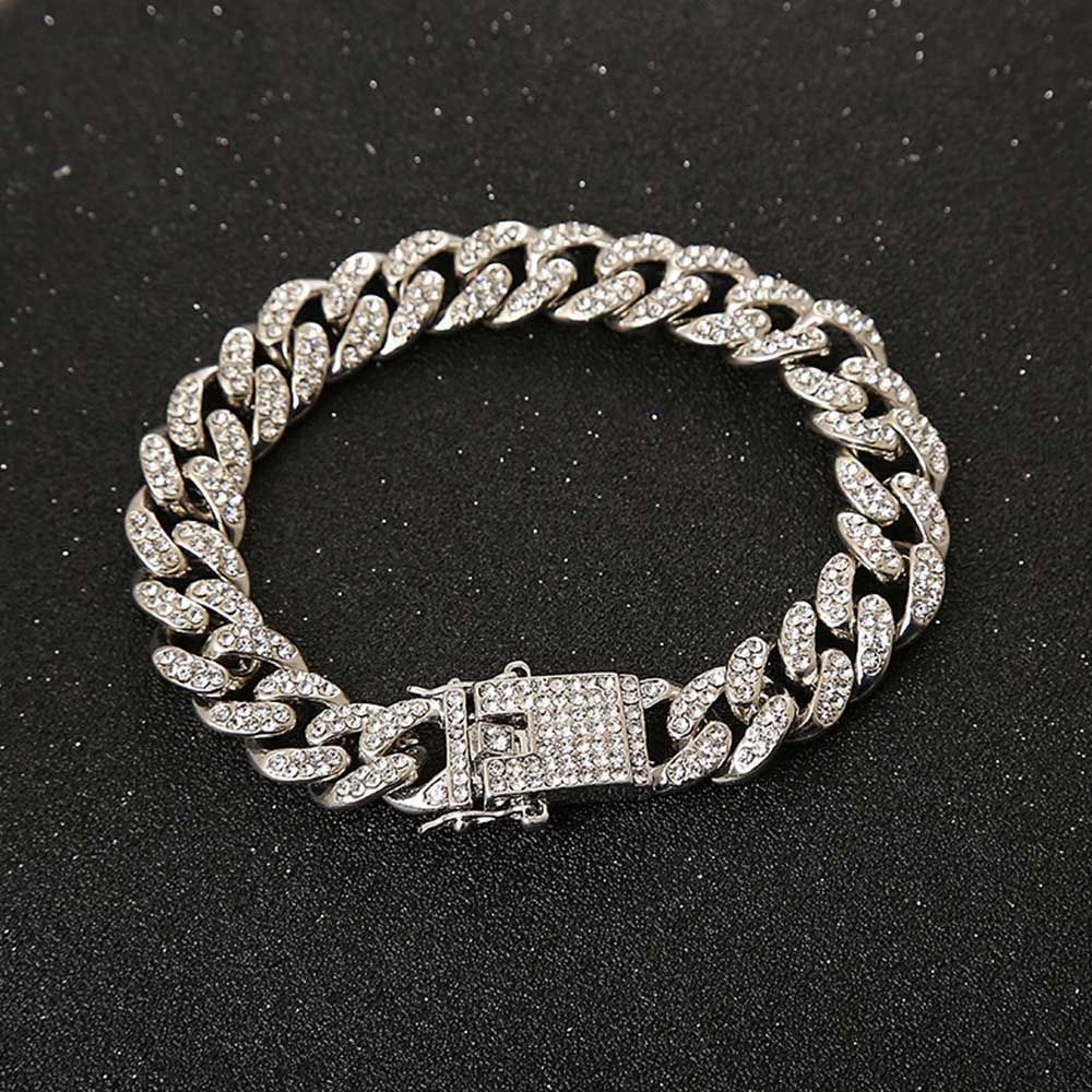 LussoVivo Rhinestone Necklace