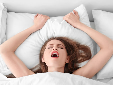 Weiblicher Orgasmus: Wie du den Höhepunkt leichter erreichst