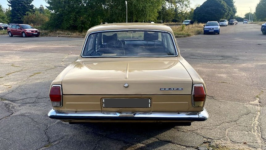 GAZ 2410 tail