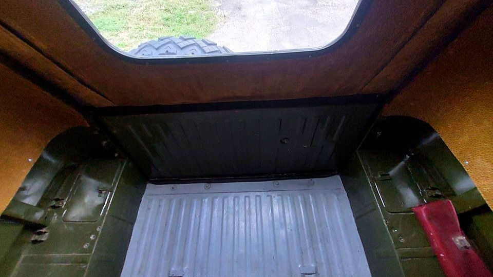 Thumbnail: UAZ 469 trunk