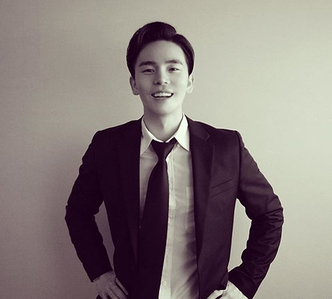 깔끔하게 한컷 ..📸 촬영 문의 받습니다 ㅎㅎ #프로필사진 #스냅사진