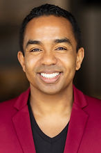 bakari headshot.jpg