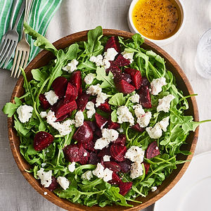 Arugula & Beet Salad with Candied Walnuts