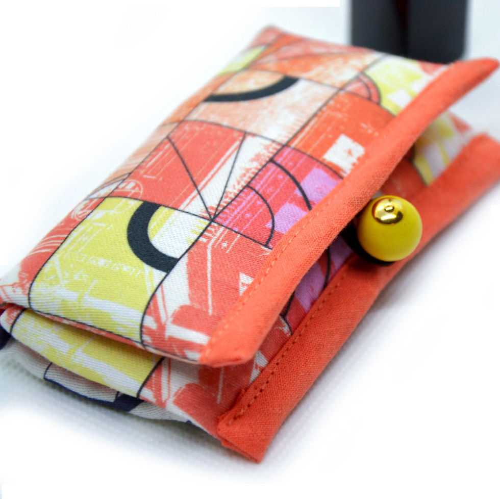 Miniature : Etui rouge à lèvres Liza corail coton bio fermé