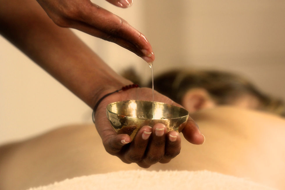 spa-a-paris-huile-massage-indonesien-balinais-masseuse