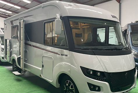 RAPIDO 854 "Lujo para dos"