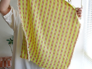 Weaving Share ベビーアルパカの三角ショール