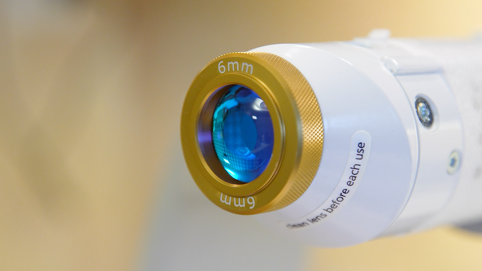 Neo_Lens_Close Up.png