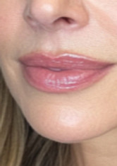 claudiaclauditza_lip_blush_permanent_makeup_74fed198-71a7-4529-bedb-c5735fb2f7b2_edited_ed