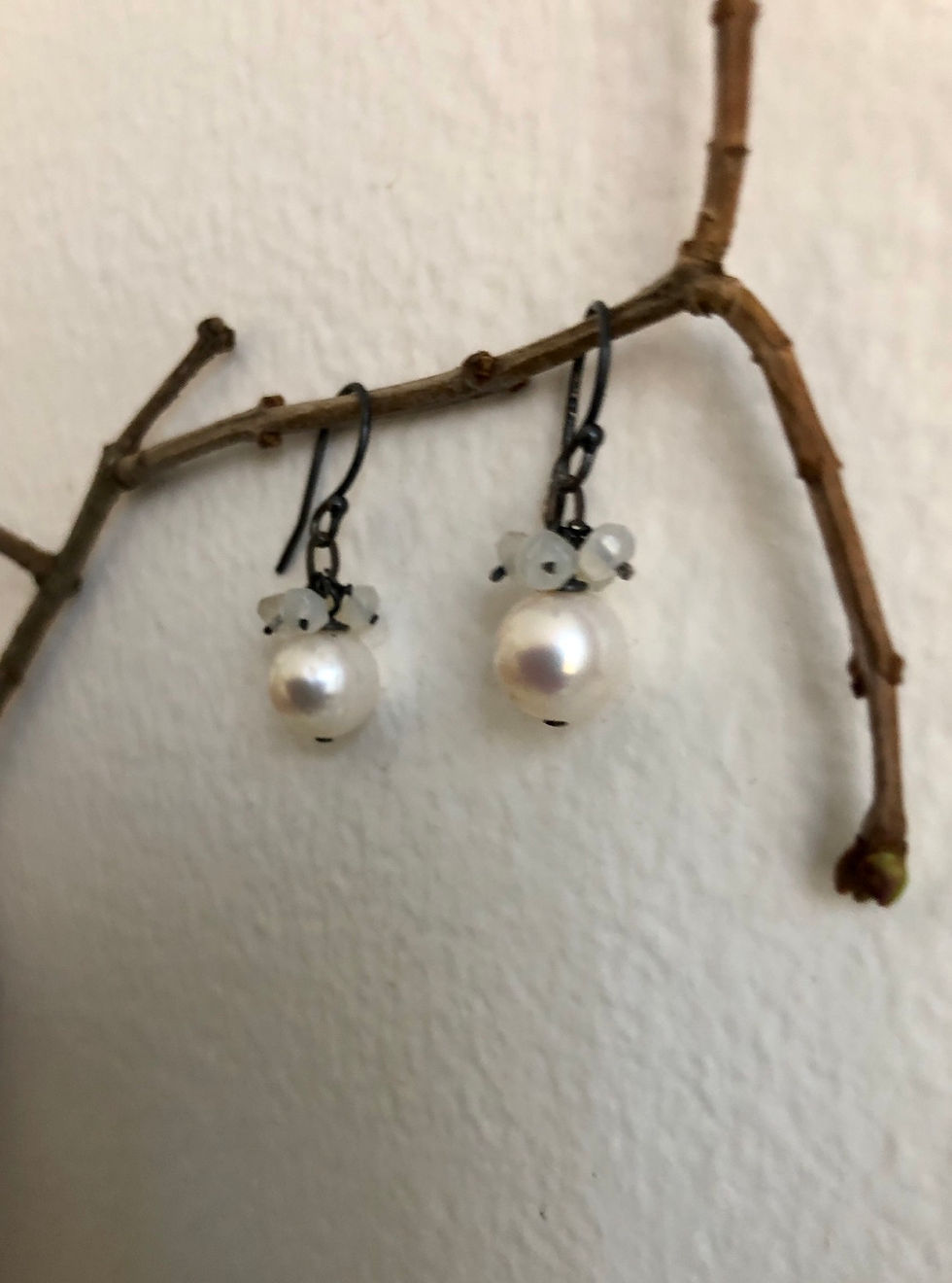 Thumbnail: Sweet Pearls and Moonstone 