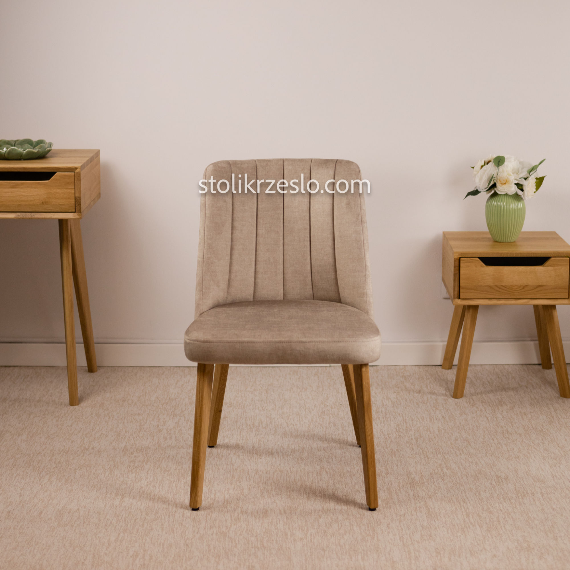 Krzesło dębowe tapicerowane Milan- lite drewno /wosk/Natural/Vogue-02
