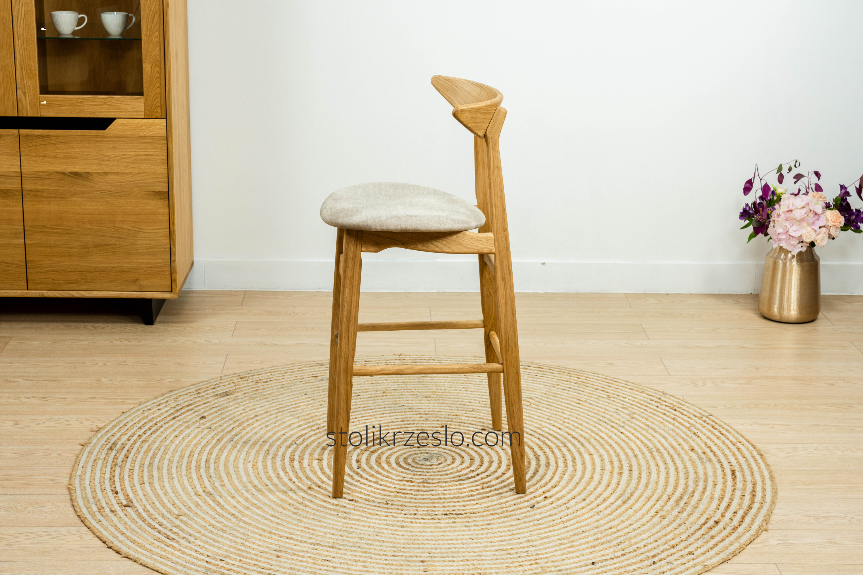 Stołek barowy dębowy tapicerowany MIO - lite drewno / wosk / H700 / beige 02 - STÓŁ I KRZESŁO - SALON MEBLOWY