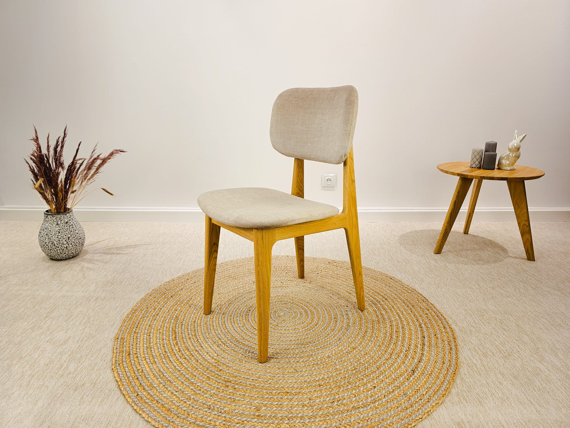 Krzesło dębowe tapicerowane ODI - lite drewno / wosk / beige 02 - STÓŁ I KRZESŁO - SALON MEBLOWY