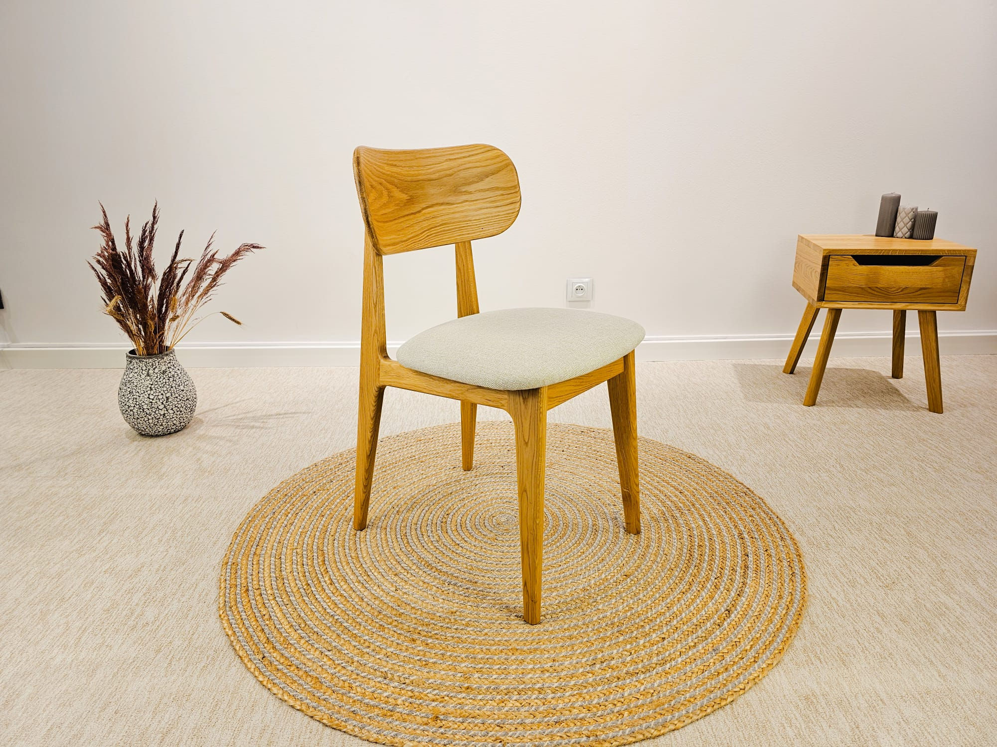 Krzesło dębowe tapicerowane Pegas - lite drewno / wosk / cream 01 - STÓŁ I KRZESŁO - SALON MEBLOWY