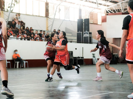 Asteegs end long runner-up streak to clinch women’s bball crown over Vanguards