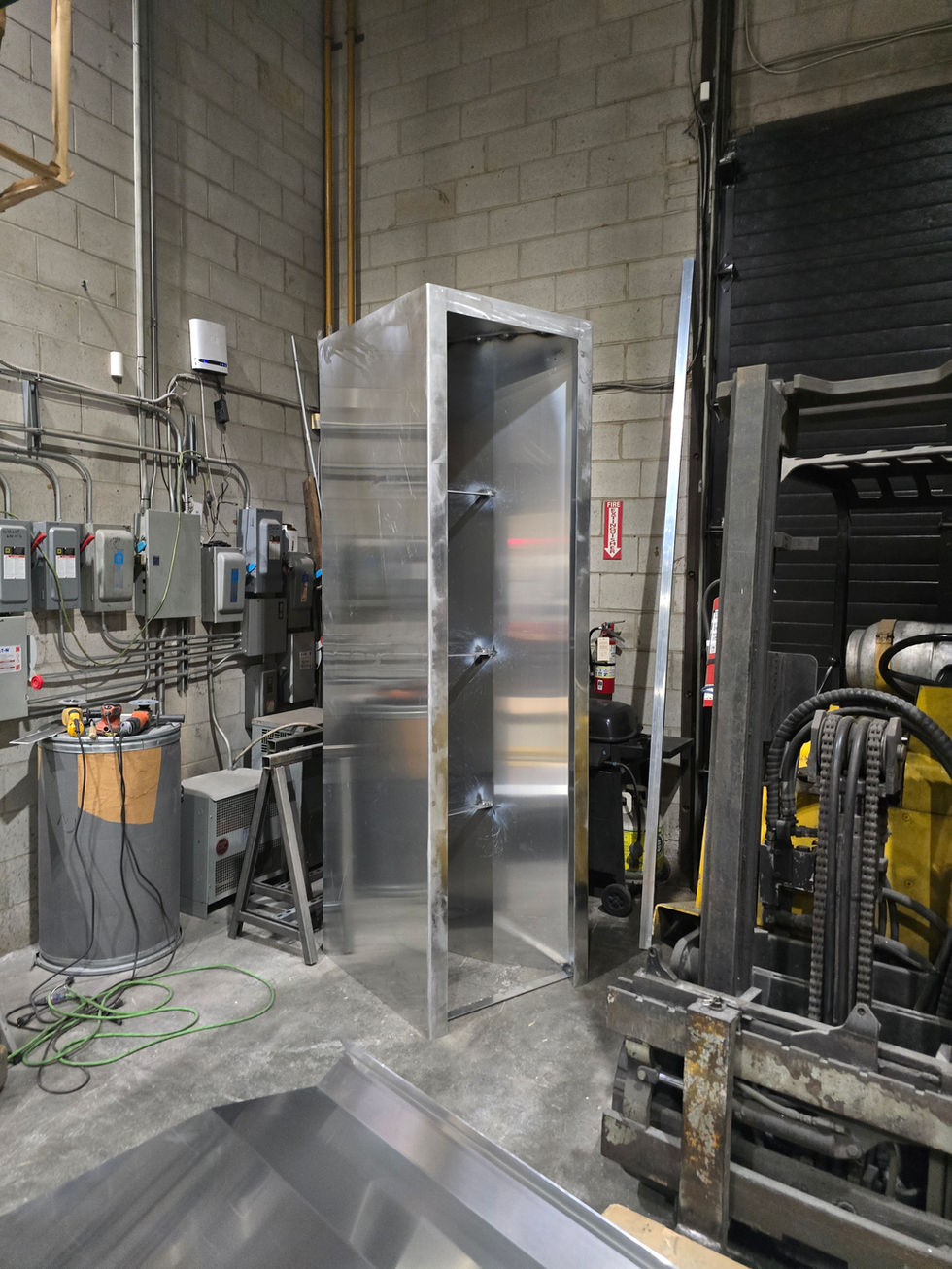 custom-metal-fabrication-toronto-0250703_171924