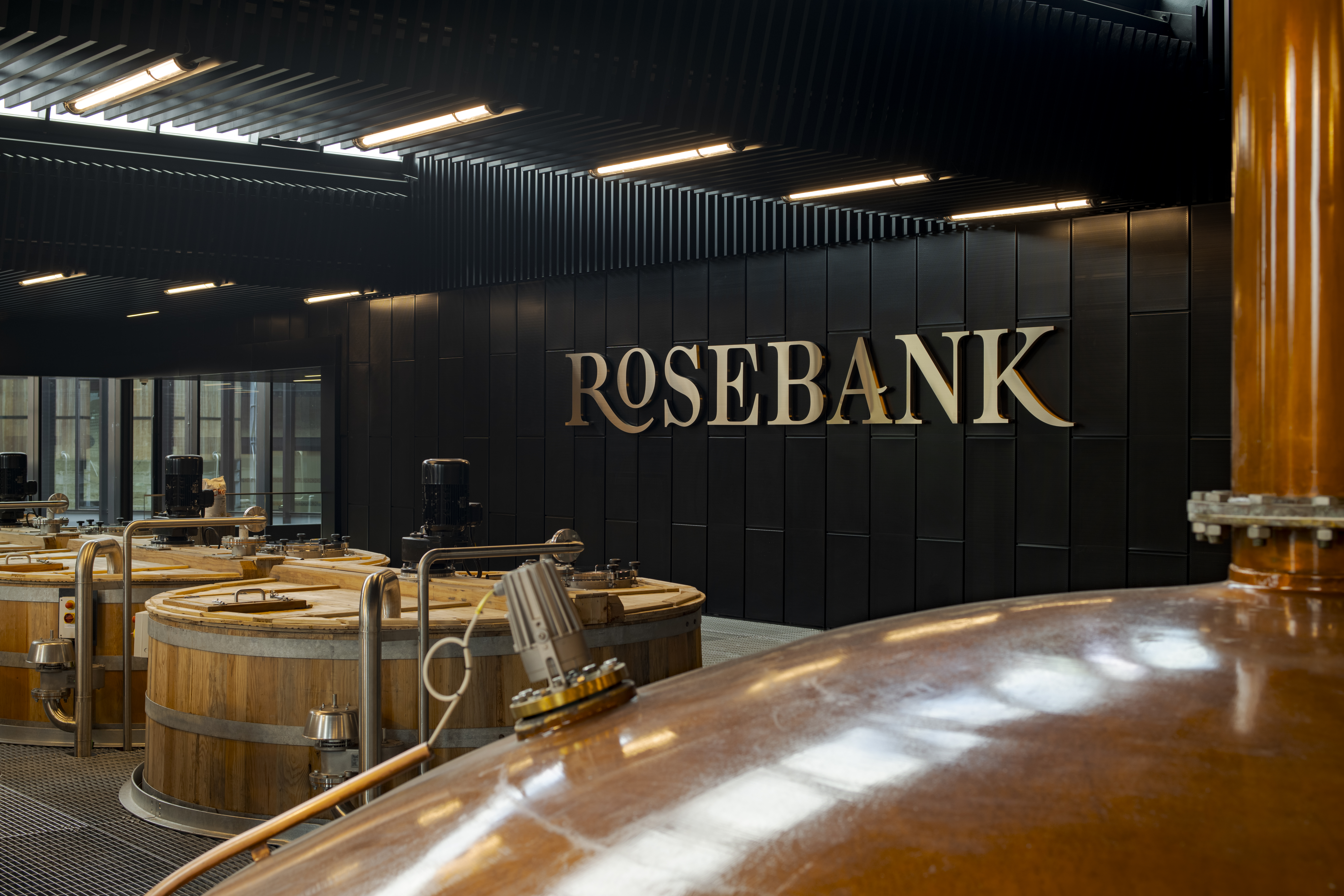 No Car? No Problem: How to Visit Scottish Distilleries Without Driving