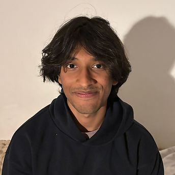 Samar Shah — IB Maths Economics Psychology tutor London, LSE