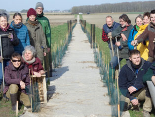 Plantation de plus d'un kilomètre de haies dans le Gâtinais