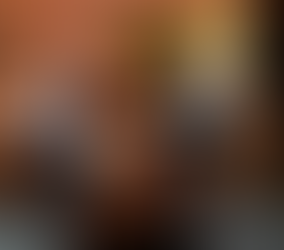 Portrait of Kirstie Nicole, award-winning content creator and founder of The Collective, developing She Comes With Baggage Media projects and hosting the She Comes With Baggage podcast.