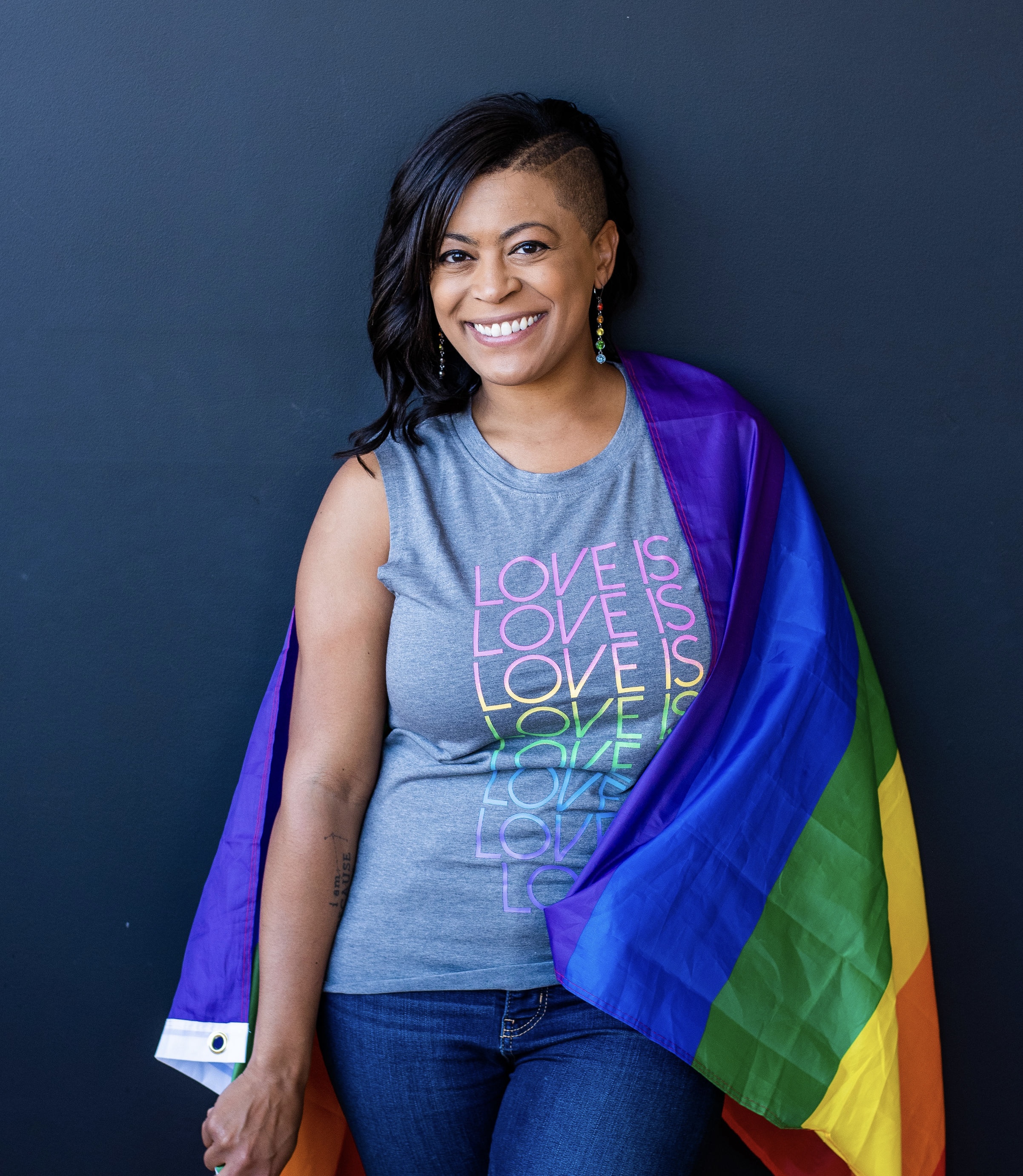 Melissa Lee @missyhalle shares her life as part of a queer family, creating visibility, representation, and connection for LGBTQ+ families online | She Comes With Baggage Media