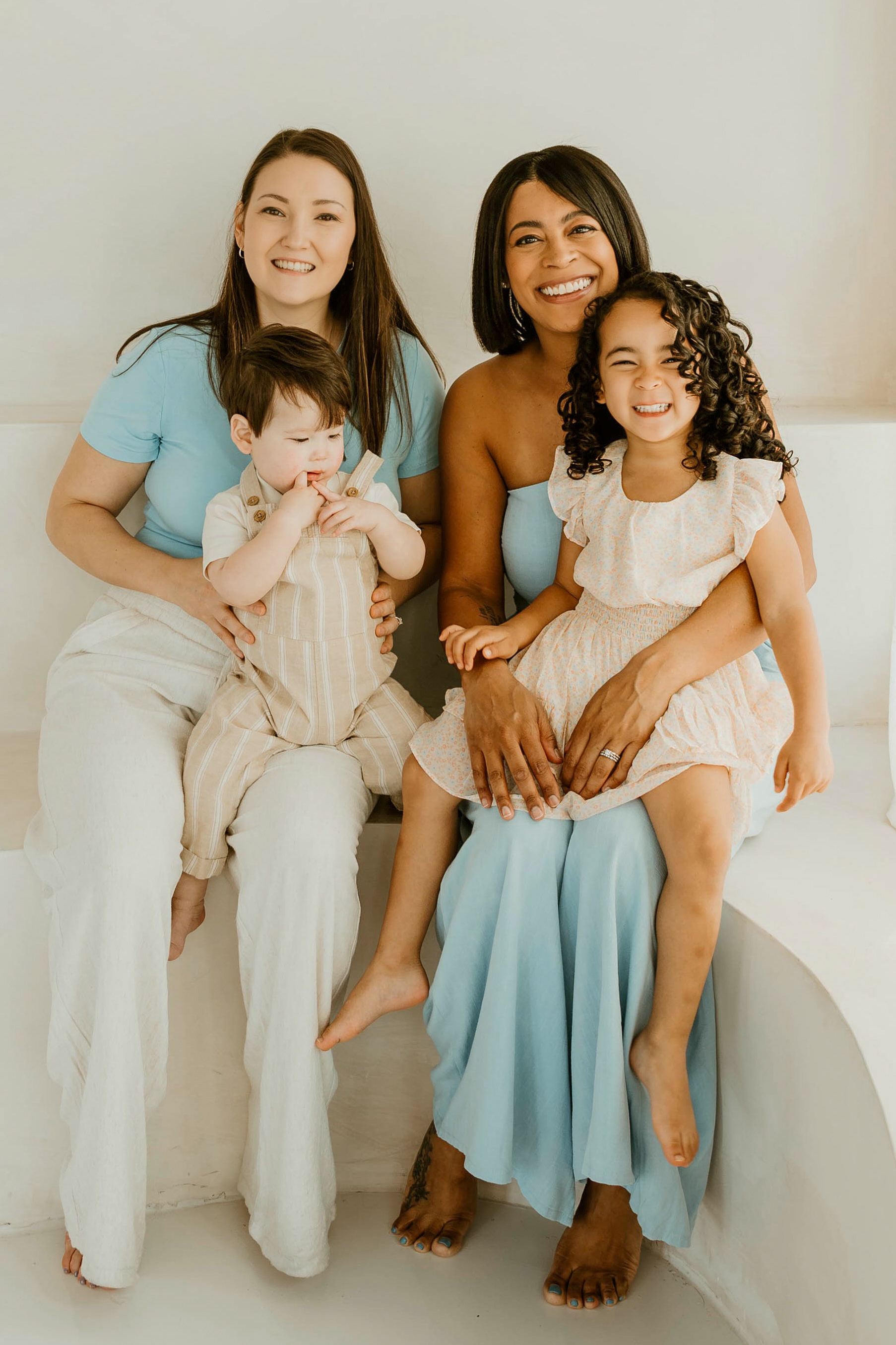 Melissa Lee @missyhalle shares her life as part of a queer family, creating visibility, representation, and connection for LGBTQ+ families online | She Comes With Baggage Media