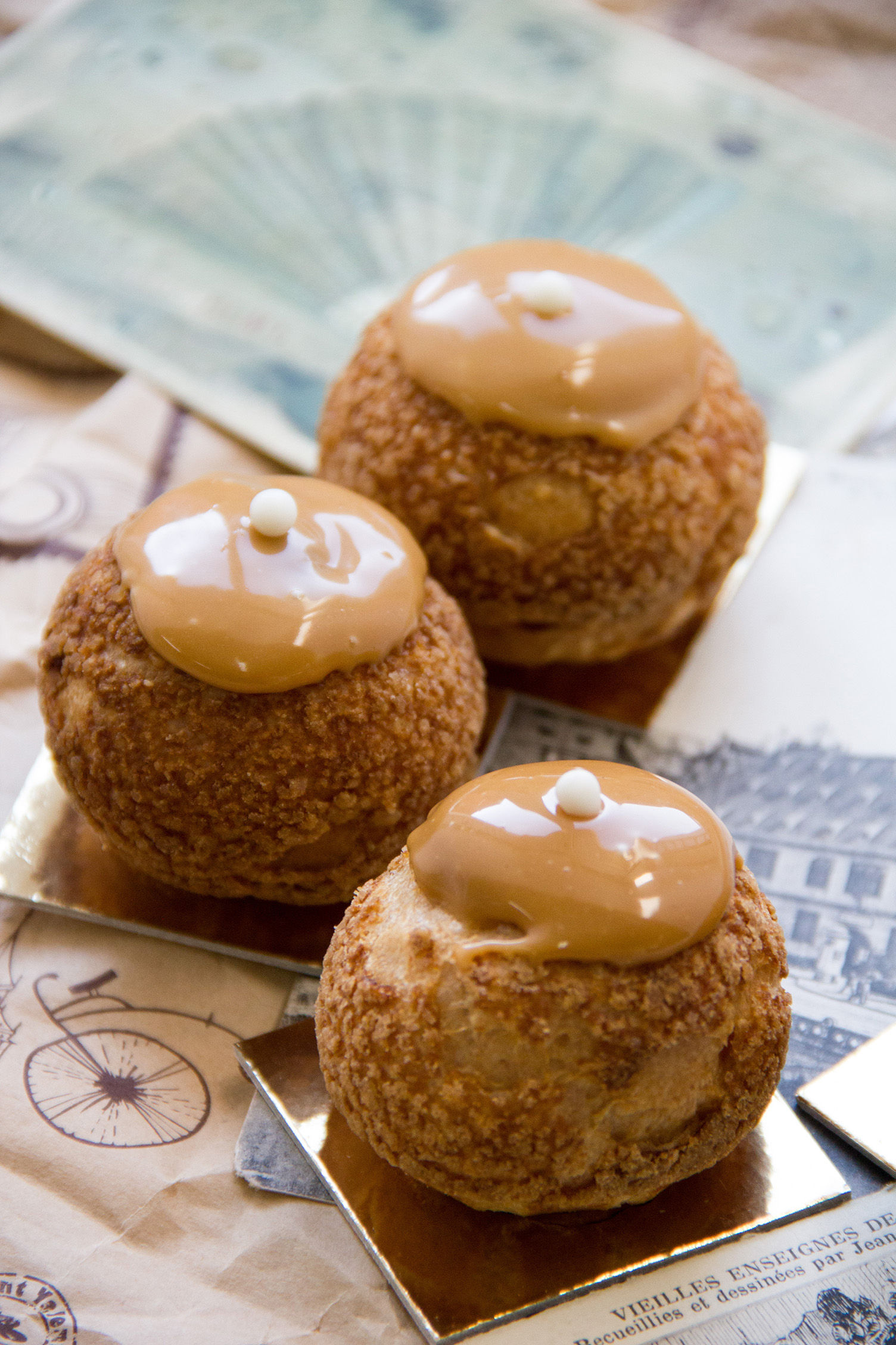 Профитроль "Ваниль-Карамель"