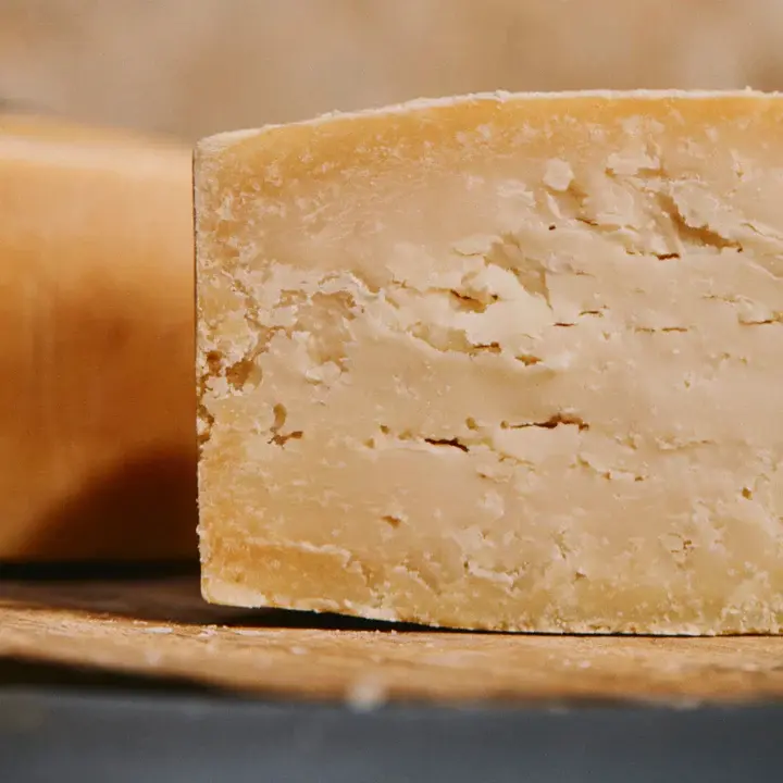 Miniatura: ARARITA - QUEIJO DE OVELHA TIPO PECORINO