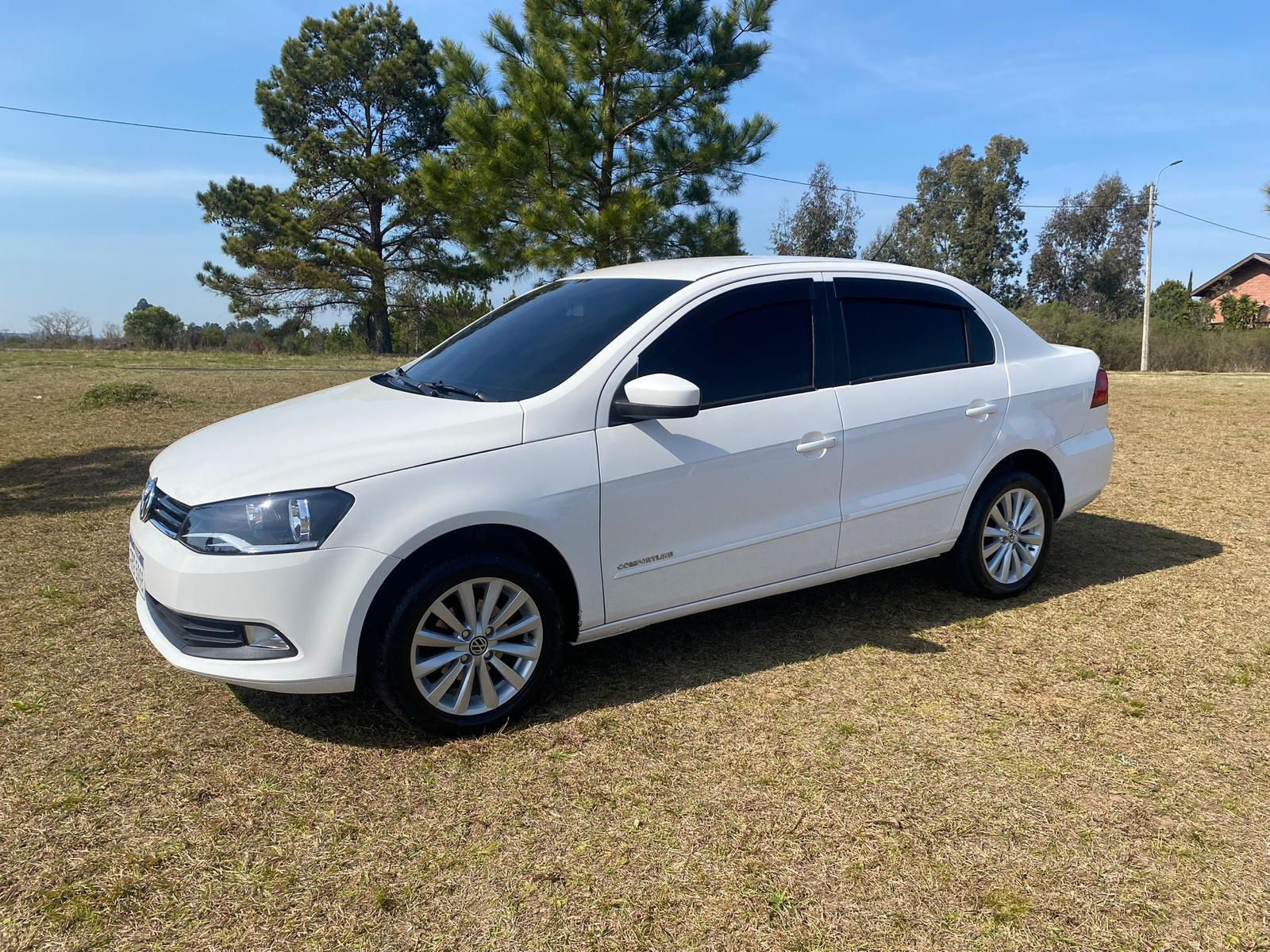 Volkswagen Gol Comfort Sedan 1.6