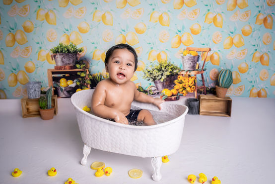 Milestone photoshoot Singapore baby bathtub photoshoot lemon theme