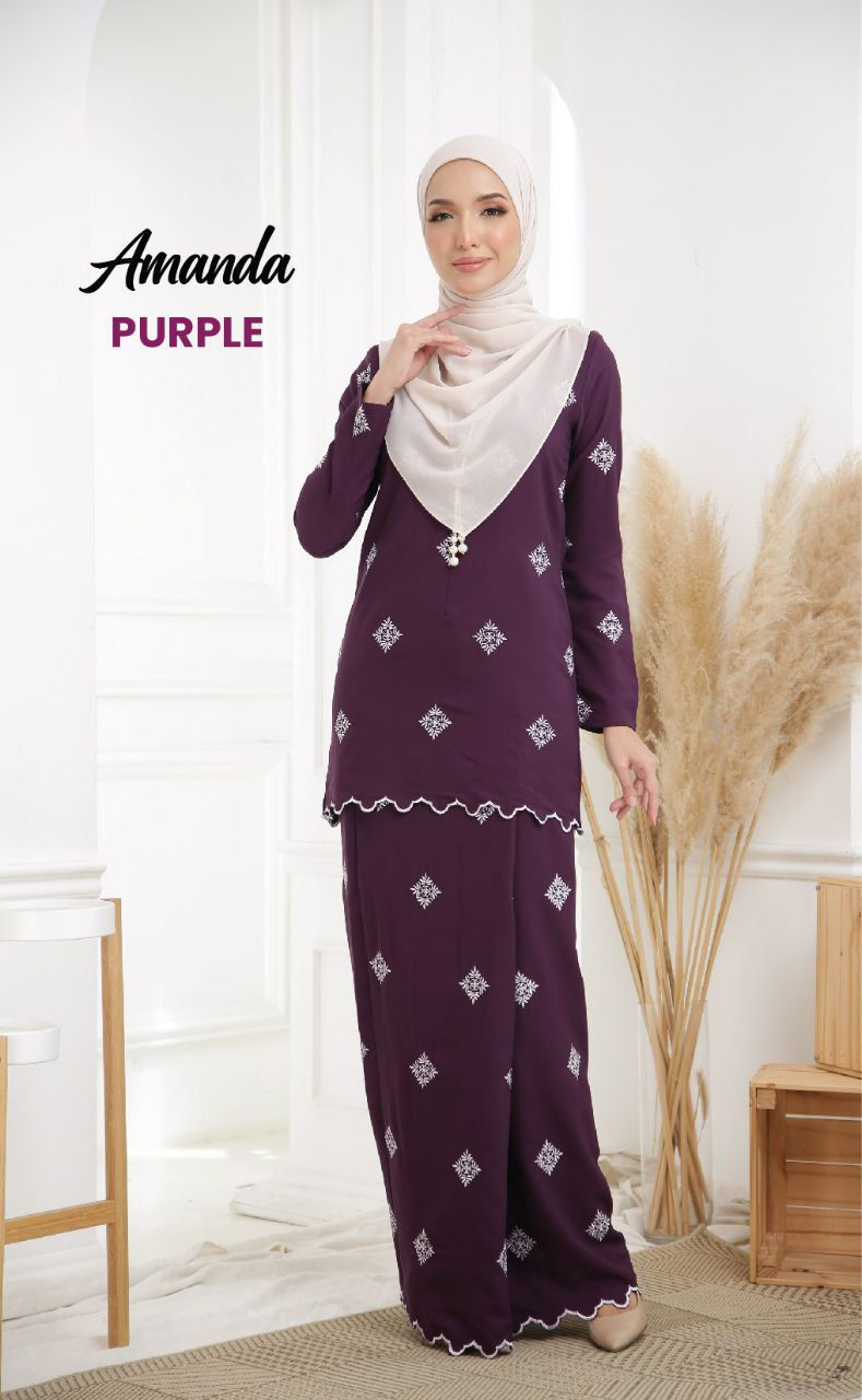 Thumbnail: Kurung Amanda