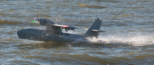 Ocean GULL UAV seaplane at speed