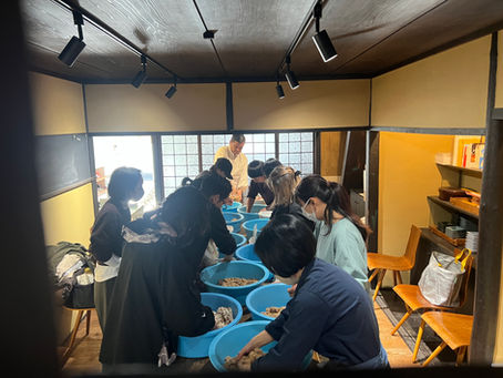 【授業レポート】今年も！納豆屋さんでカンタン手前味噌づくり｜2026