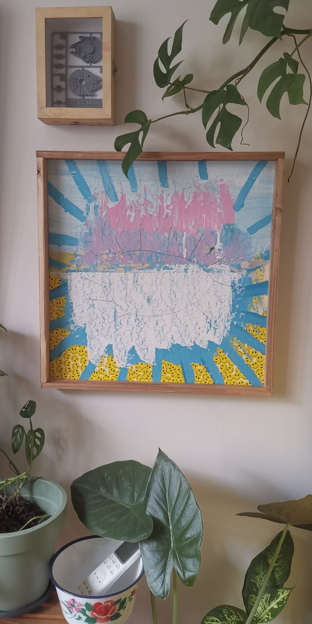 The tenth thing inside Karnushka's frame