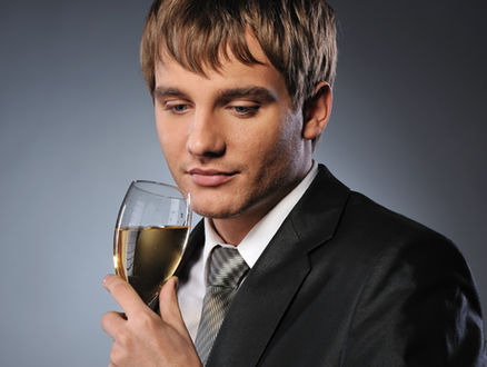 WINES: The Sommelier in Your Pocket