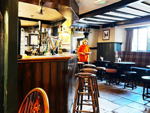 FOOD REVIEW: Best Ploughman’s at The White Hart, Cotswolds