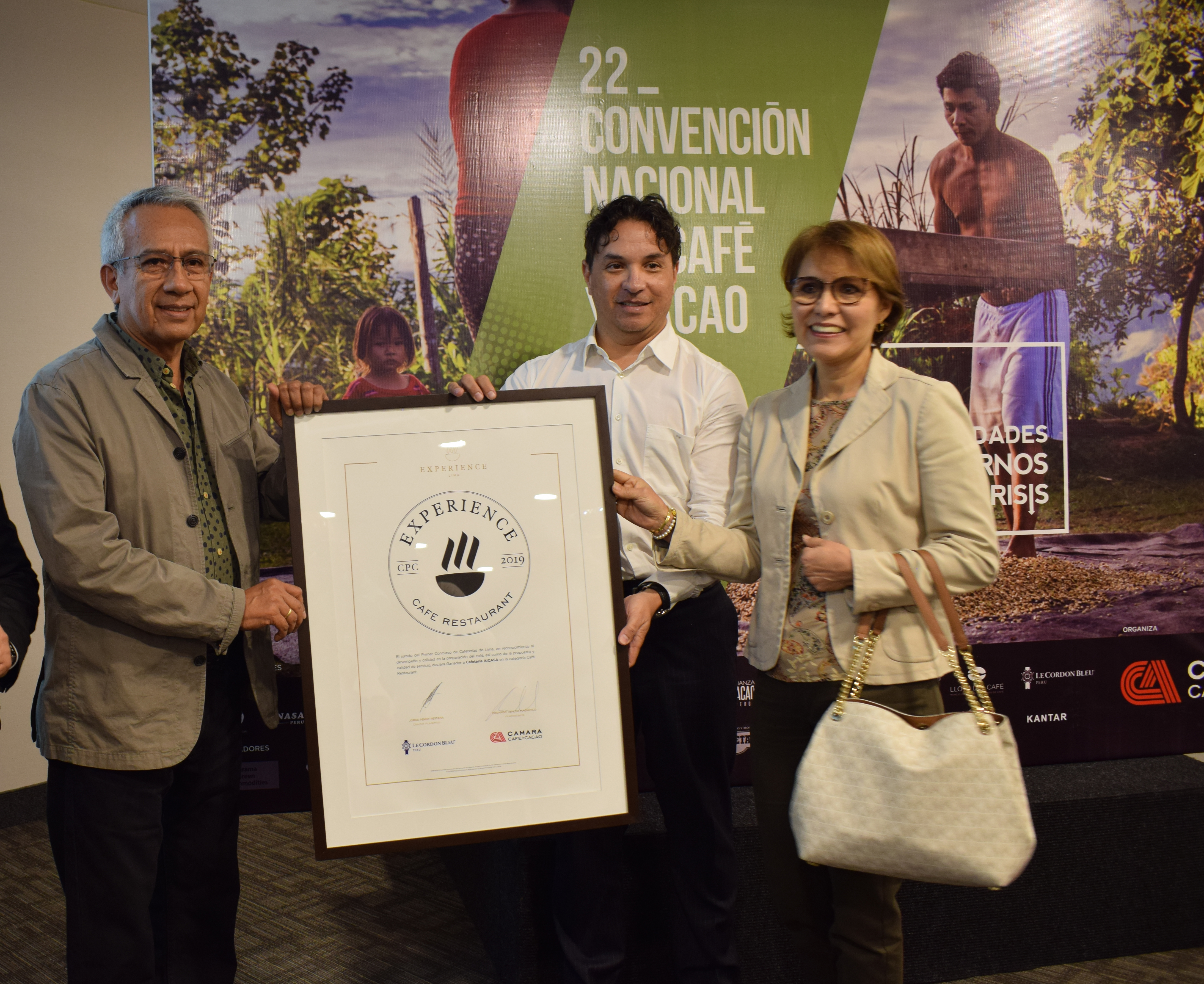 CAFETERIA AICASA-Primer-Premio-Café-Restarurant.gif