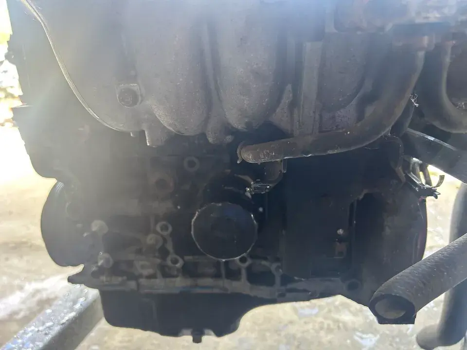 Thumbnail: 1994-2001 Acura Integra Honda Engine b18b Complete