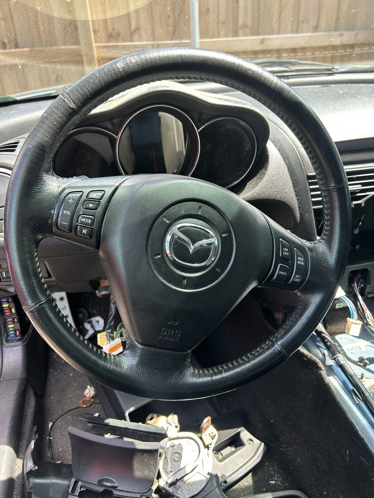 2005 Mazda RX8 Steering Wheel W/controls