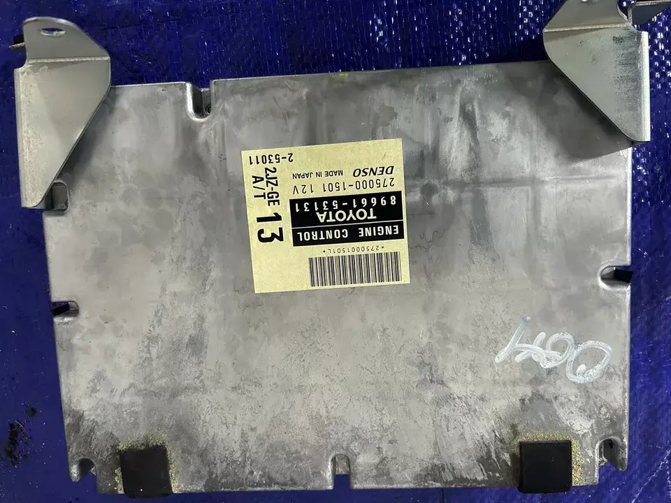 2001 Lexus IS300 ECU