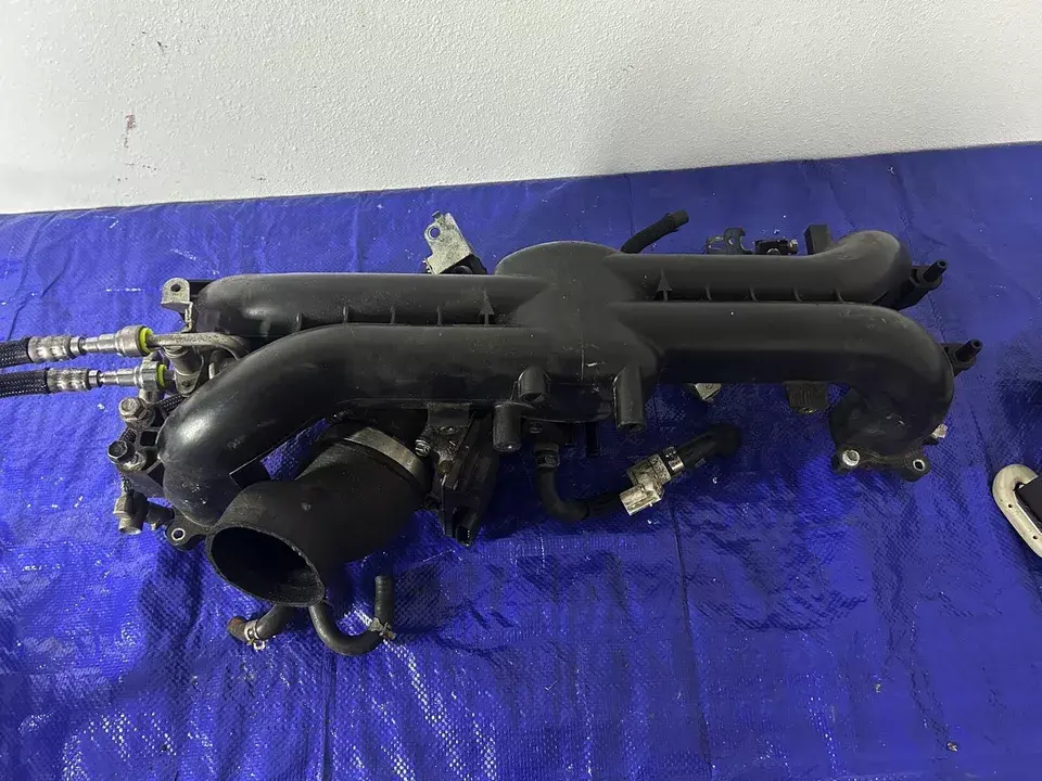 2009-12 Subaru WRX ej25 Turbo Intake Manifold Throttle Body Fuel Rail