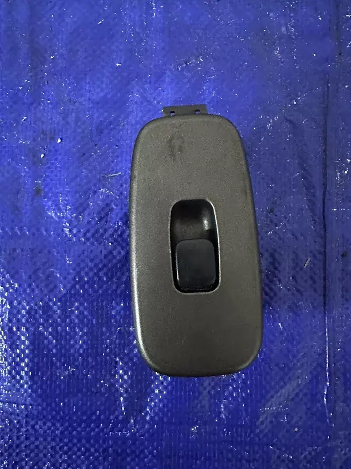 2001-05 Lexus IS300 Rear Left or Right Window Switch Control OEM